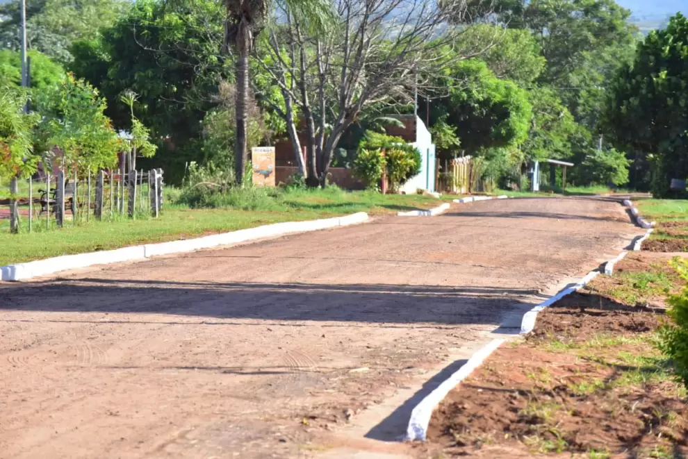 Empedrado habilitado en La Colmena.