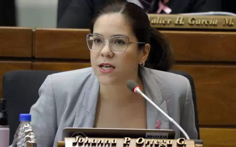 Johanna Ortega.