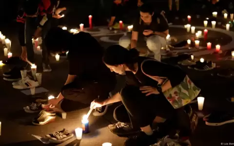 Recordatorio en M�xico a m�s de 120.000 personas desaparecidas, en medio de una espiral de violencia ligada al crimen organizado.