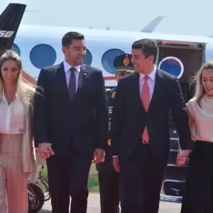 Ejecutivo aumenta presupuesto: m�s de G . 18.000 millones ser�n para viajes y actividades protocolares