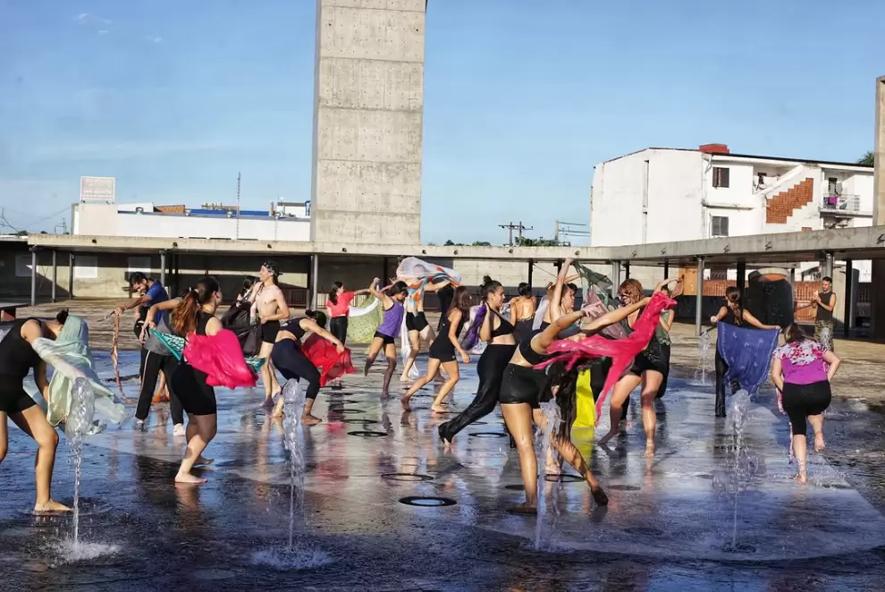 Taller de danza contemporanea.
