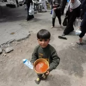 Autoridades de Gaza alertan de que 60.000 ni�os se exponen a "graves complicaciones" por desnutrici�n