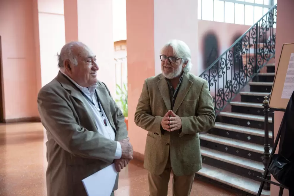El escritor y sociólogo Víctor Jacinto Flecha y el director Aníbal Saucedo.