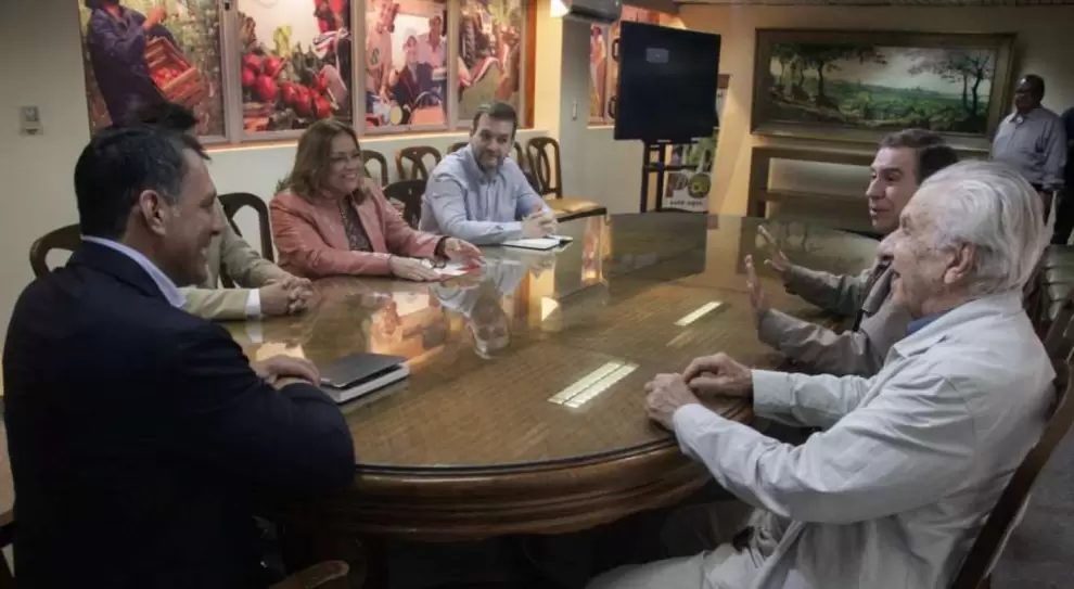 Se prev�n reuniones con el Consejo de Gobernadores, empresas proveedoras del almuerzo escolar y otras instituciones del Ejecutivo.