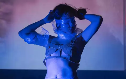 Pamela Osorio, "Amancay, sos la fuerza del agua", videoperformance.