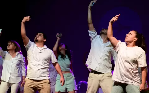 Puesta en escena de "Modo avi�n"