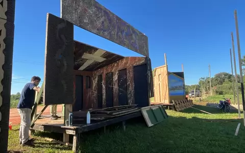 Preparativos para Ta�arandy.