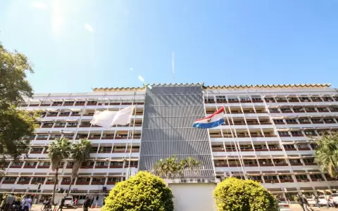 Sede central del Instituto de Previsi�n Social.