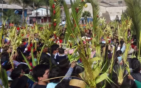 El domingo anterior a la Pascua es lo que el mundo cristiano llama tradicionalmente Domingo de Ramos.