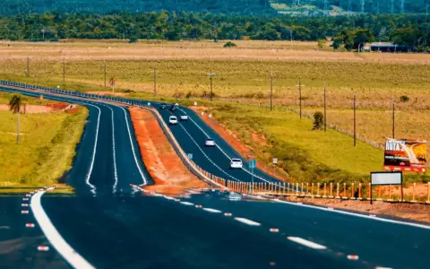 La operaci�n completa de la Ruta PY02, que cubre 151 kil�metros, comenz� en junio de 2023.