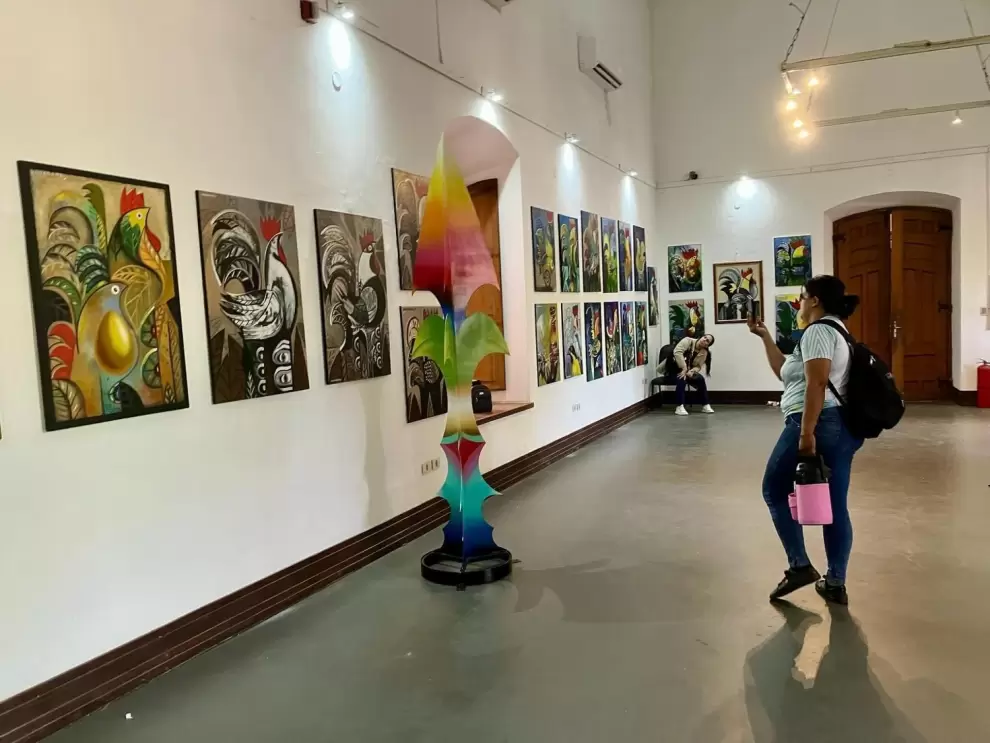 Muestra "Testimonios" de Gloria del Paraguay. Cortes�a