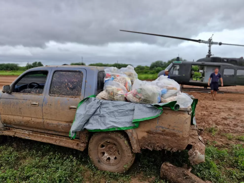 Los d�as de lluvias complican llegar a destino v�a terrestre.