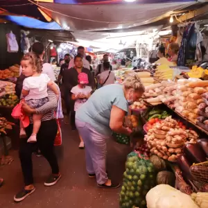 Amplio despliegue policial en zona del Mercado 4