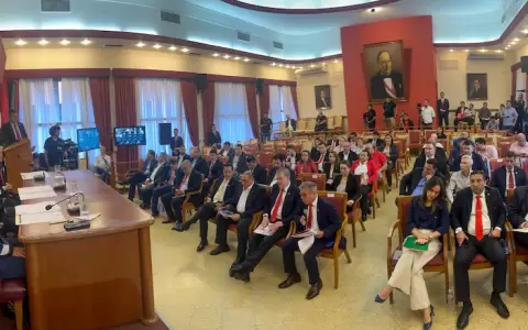 Sesi�n de la Junta de Gobierno de la Asociaci�n Nacional Republicana.