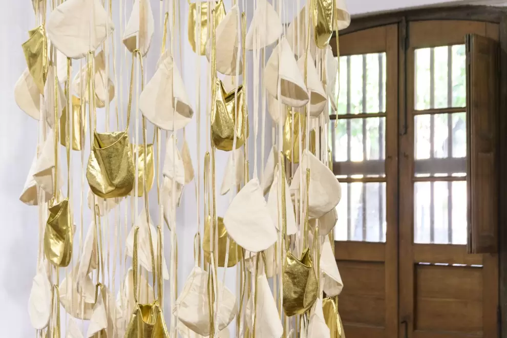 Claudia Casarino, de la muestra La faena de habitar un contorno. Cortes�a