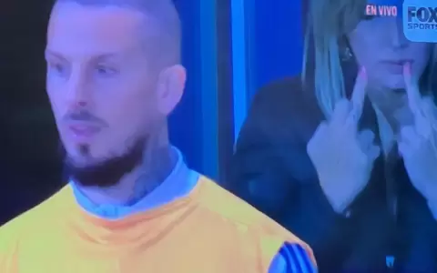 Cuando culparon a Leila Pereira de realizar gestos obscenos hacia Dar�o Benedetto