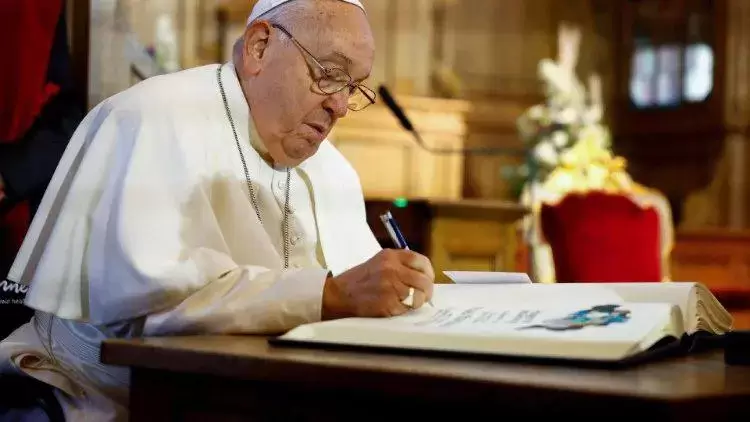 Papa Francisco en el viernes santo desde Roma.