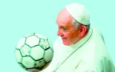Cuando el papa Francisco eligi� su top-3 de los mejores futbolistas de la historia