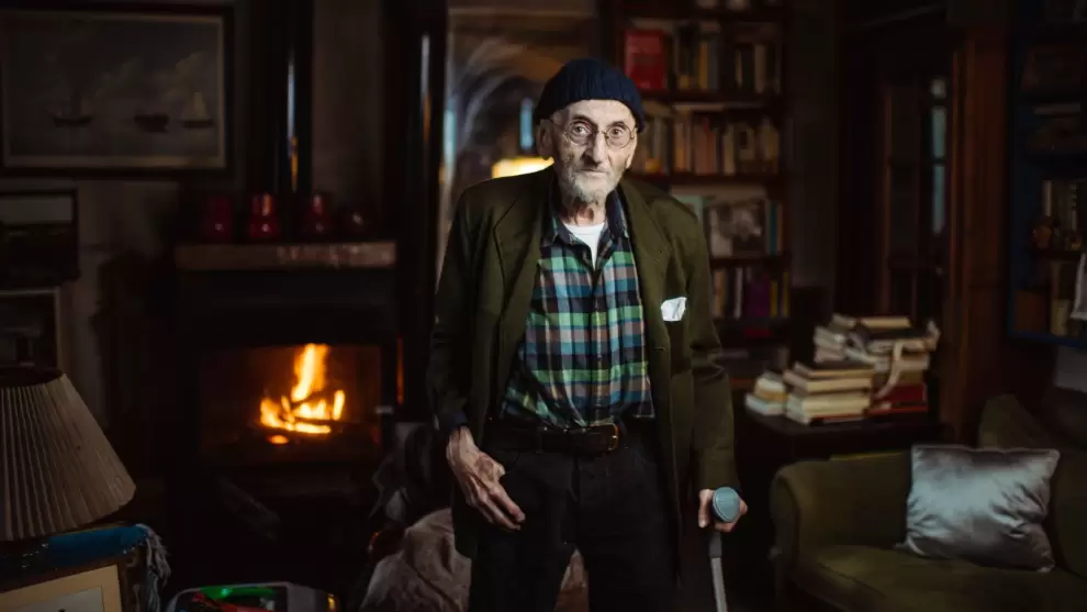 �lvaro Pombo.