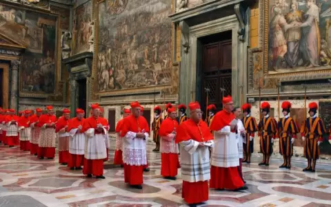 Es uno de los eventos m�s tradicionales de la historia, el c�nclave para la elecci�n de Papa cuenta con un operativo digital que blinda al Vaticano.