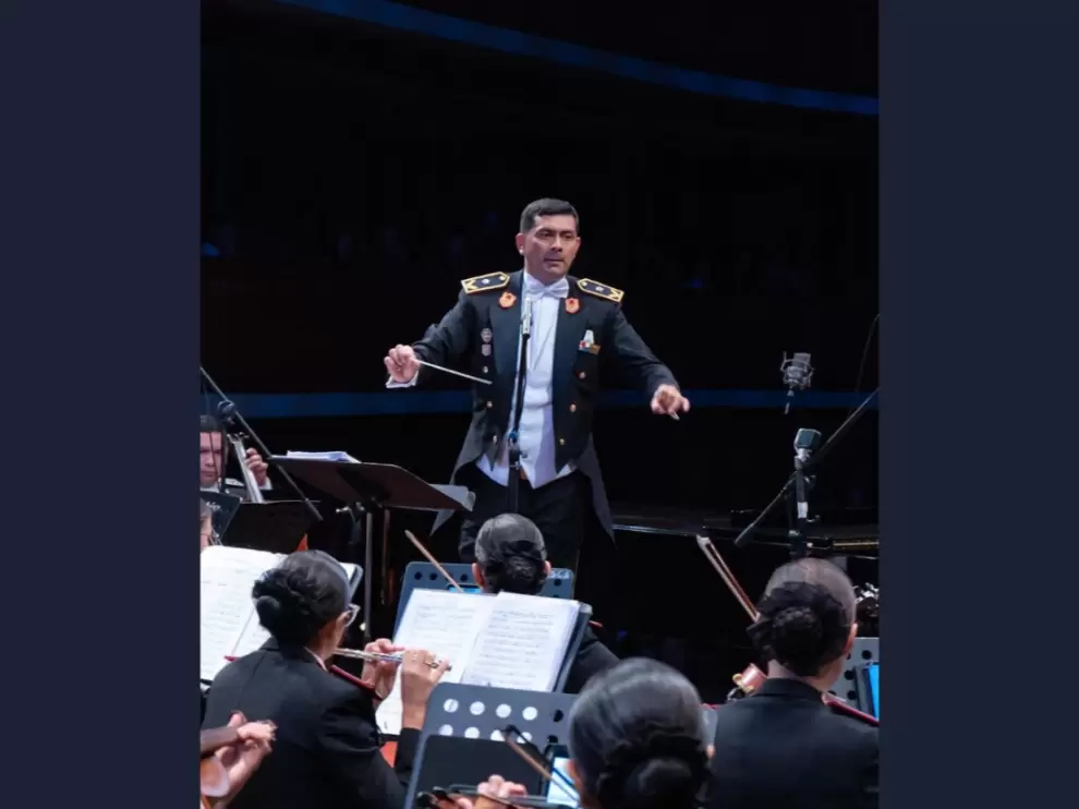 �scar Barreto, director de la Orquesta y Banda sinf�nica de la Polic�a Nacional.