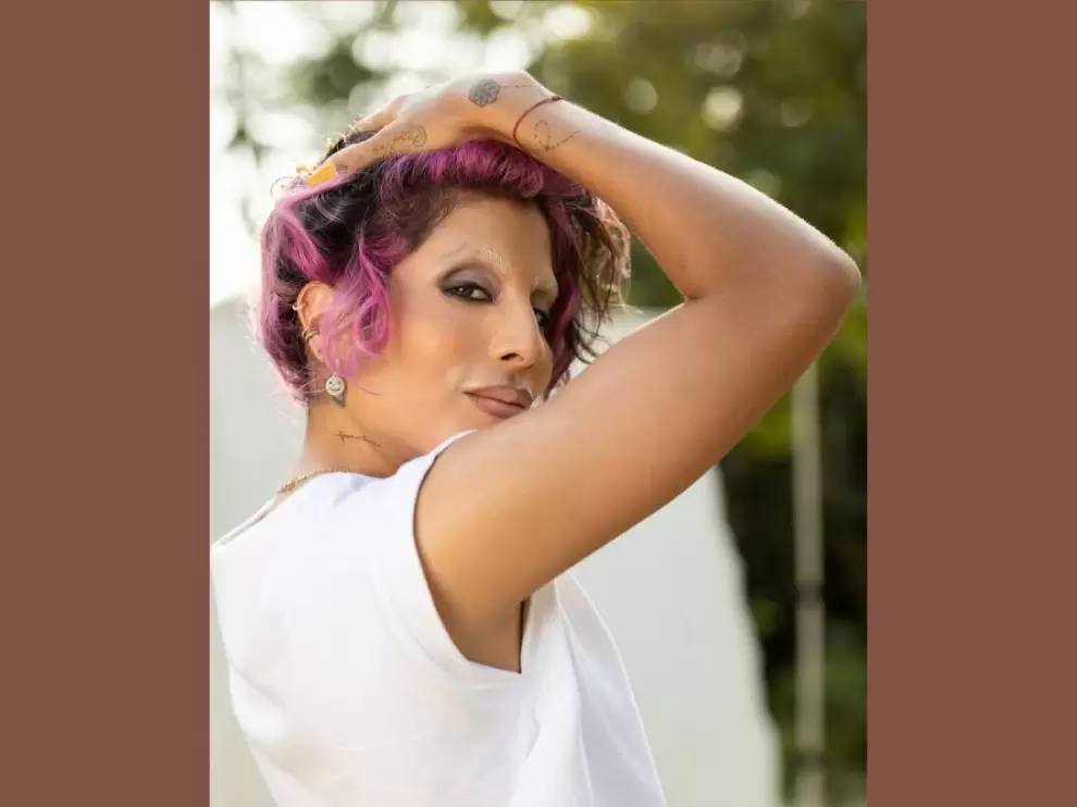 Violeta Acu�a.