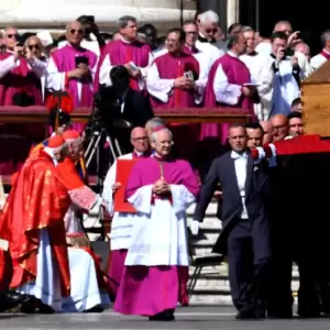 La homil�a del funeral destaca la importancia de los migrantes en pontificado de Francisco
