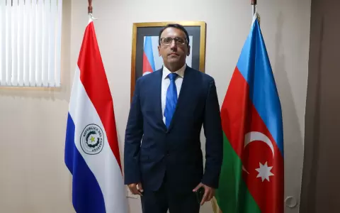 Ramzi Teymurov, embajador de Azerbaiy�n en Paraguay.