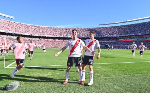 River Plate consigue una ajustada victoria sobre Boca Juniors en el cl�sico argentino