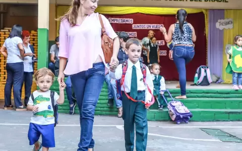 Padres de estudiantes.