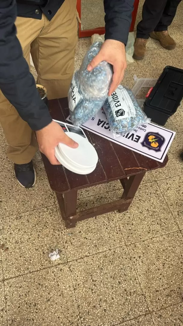 La requisa arroj� como resultado la incautaci�n de mucha droga.