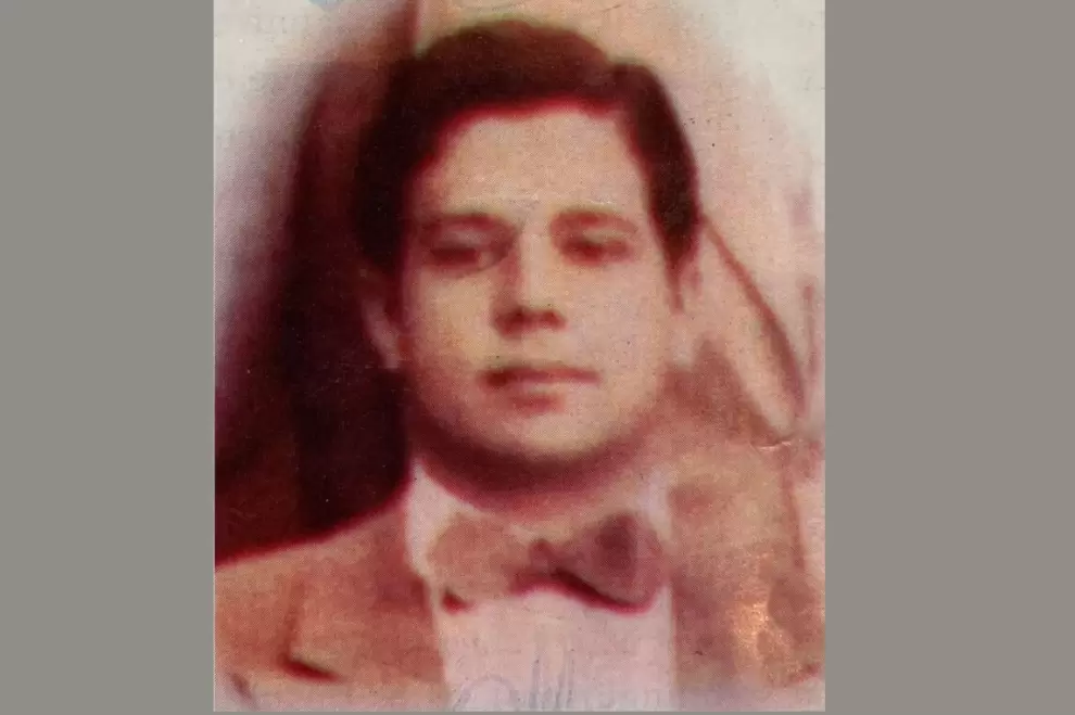 Juan Santiago D�valos.