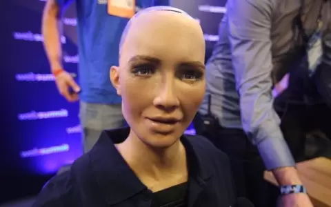 Sophia, robot humanoide en Paraguay.