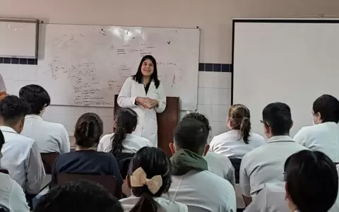 Autoridades de la ANEAES destacan el inicio del control integral a las carreras de Medicina.