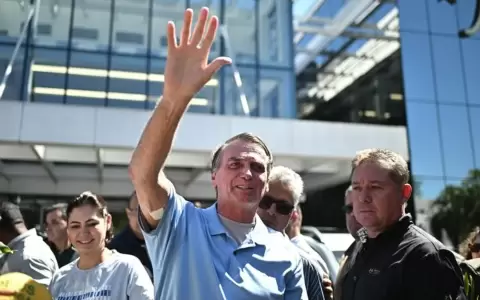 Bolsonaro recibi� el alta m�dica.