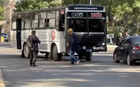 Oso bus del diputado Jatar Oso Fern�ndez.