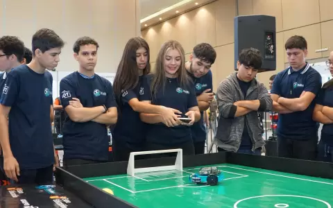 ueno Expo Educaci�n 2025.