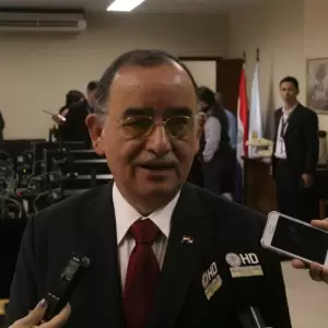 Exconsejero de Yacyret� dice que acuerdo de Argentina es la unificaci�n de presupuesto