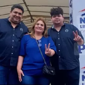 Parlamentarios siguen con la vieja pr�ctica y acomodan a sus hijos en la Itaip�