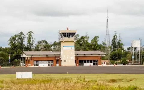Aeropuerto Internacional de Encarnaci�n.