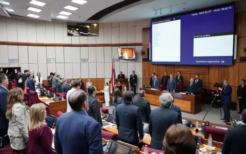Sesi�n ordinaria.