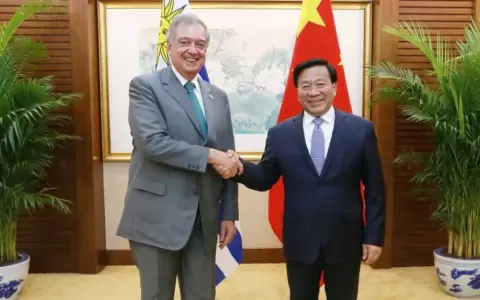 El exministro de Agricultura de Uruguay, Fernando Mattos, durante una visita a China.