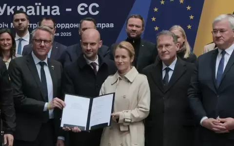 Dirigentes europeos reunidos en Le�polis, Ucrania, este 9 de mayo de 2025.