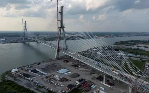 El Puente Internacional Gordie Howe conectar� Michigan y Ontario a trav�s del r�o Detroit.