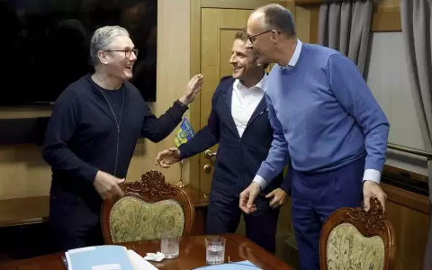 Merz, Macron, el primer ministro polaco Donald Tusk.