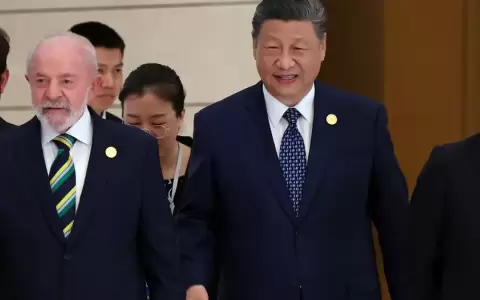 Gabriel Boric, Lula da Silva, Xi Jinping y Gustavo Petro, durante la IV Reuni�n Ministerial China-CELAC en Pek�n.