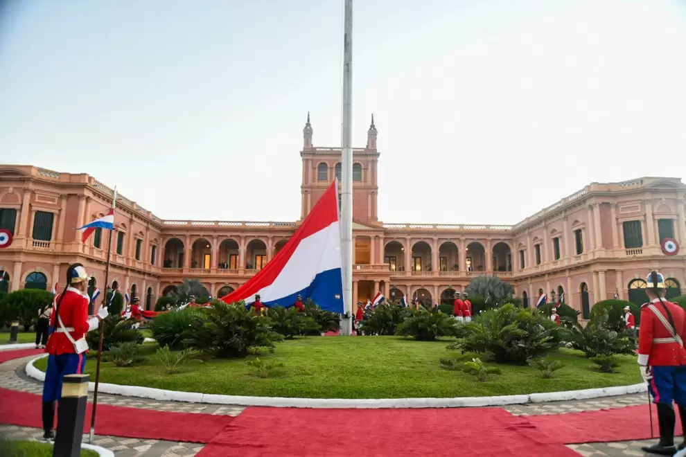 214 años de independencia del Paraguay.