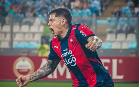 Juan Manuel Iturbe compar� su gol con uno que convirti� en 2011