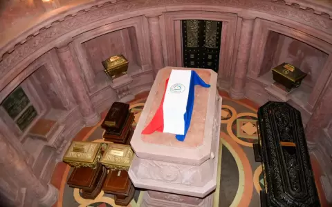 Los 215 a�os de independencia del Paraguay.