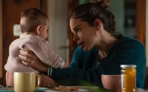 Film "Cinco lobitos", de la directora Alauda Ruiz de Az�a.